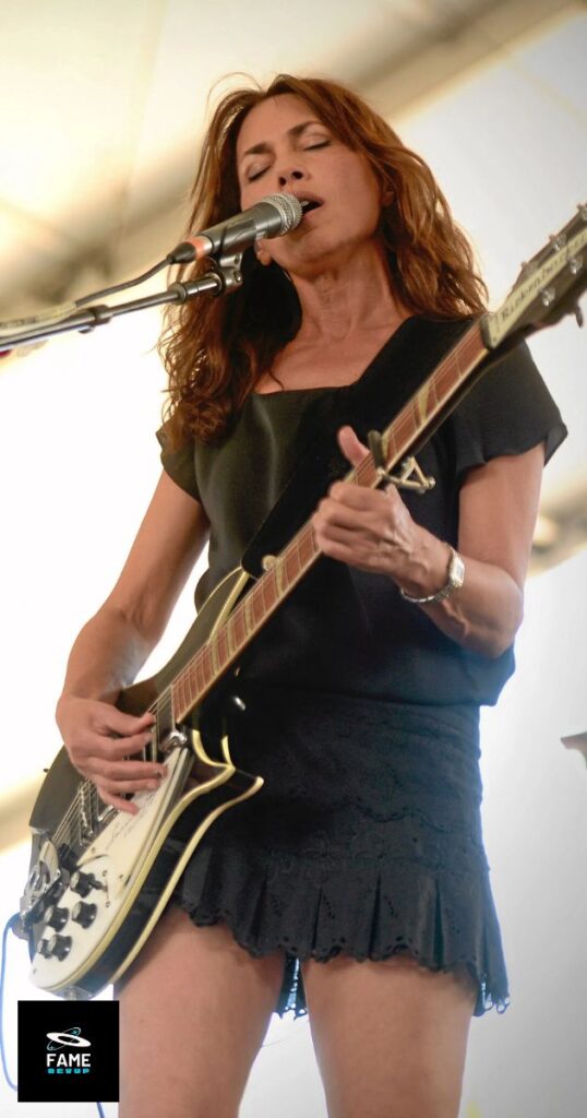 Who is Susanna Hoffs?